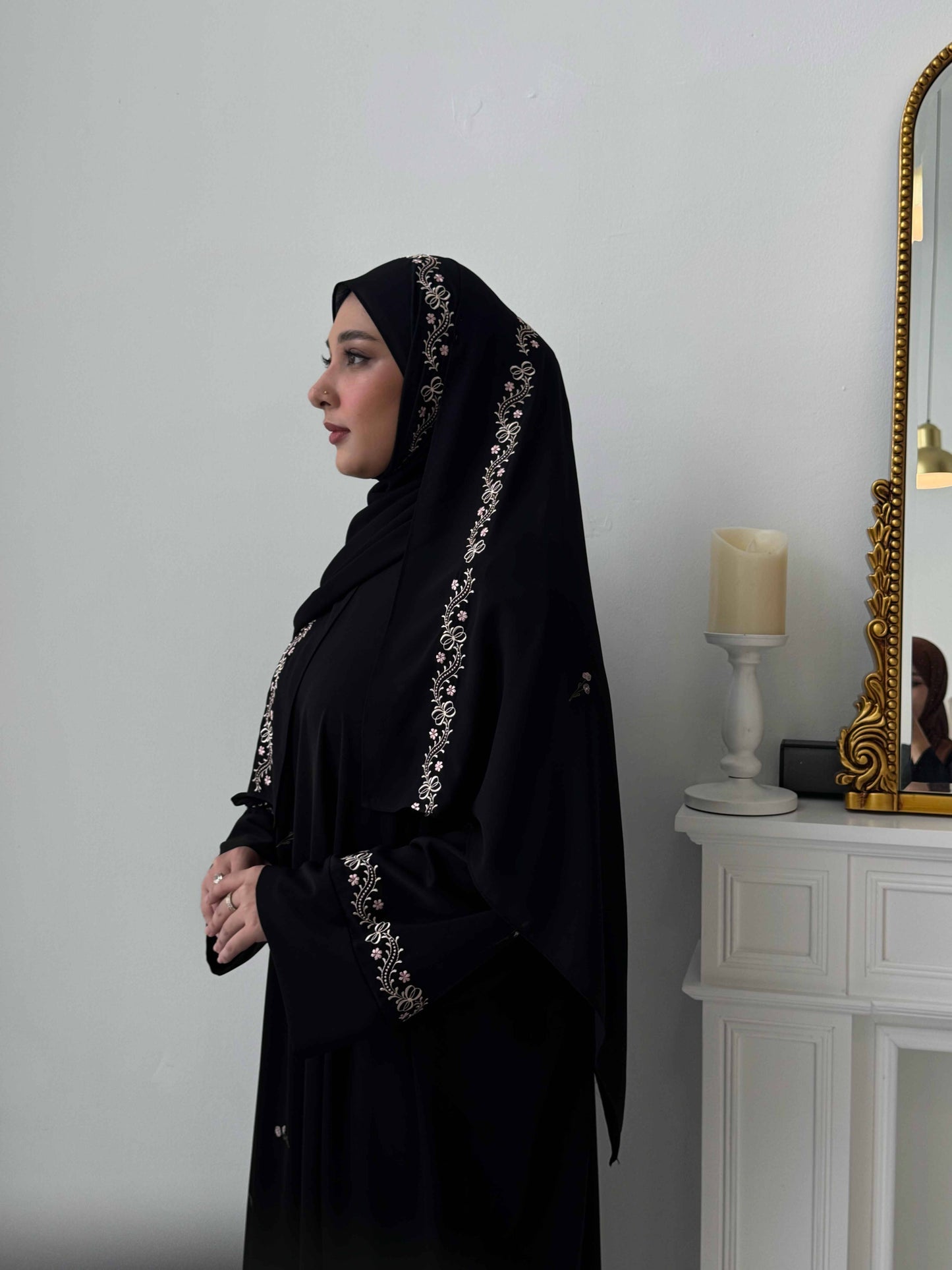 Sakura Abaya